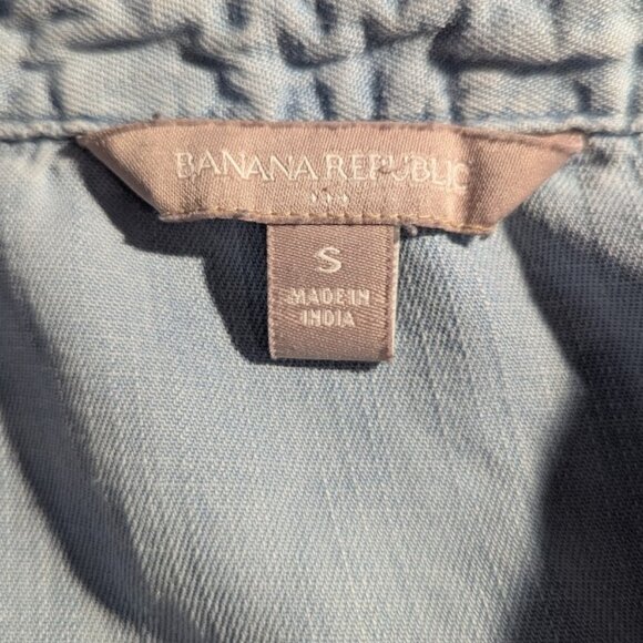 Banana Republic * Denim Button-Up Top *  Women’s Size Small - Picture 5 of 6